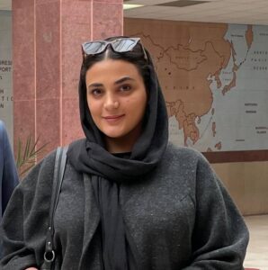 خانم خلیلی آبادی — مسئول پاسخگویی دفتر تهران