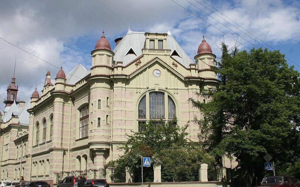 دانشگاه الکترونیک سن پترزبورگ روسیه